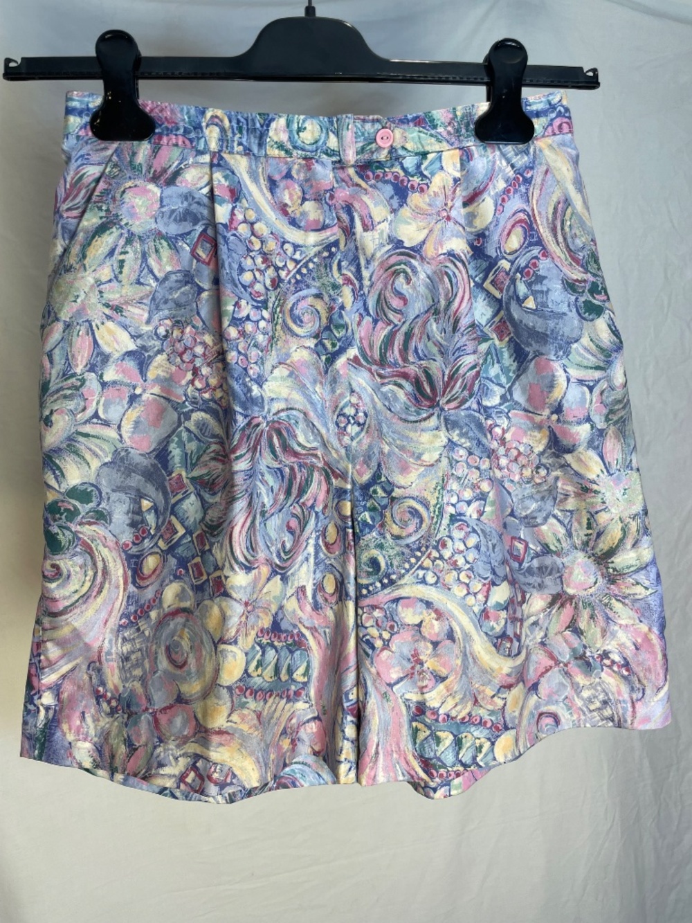 Vintage 80s High Waist Floral Shorts Pastel Baroque Print USA Made Size 8